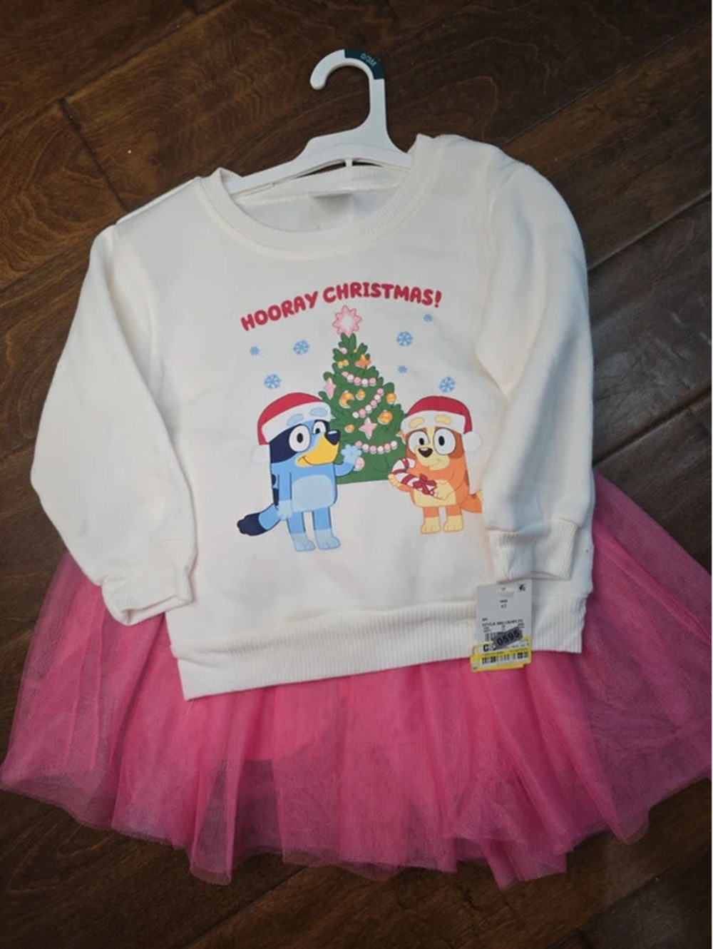 4t brand new bluey, from disney christmas dress. Item 595G8